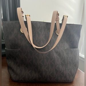 Michael Kors Jet Set Tote
